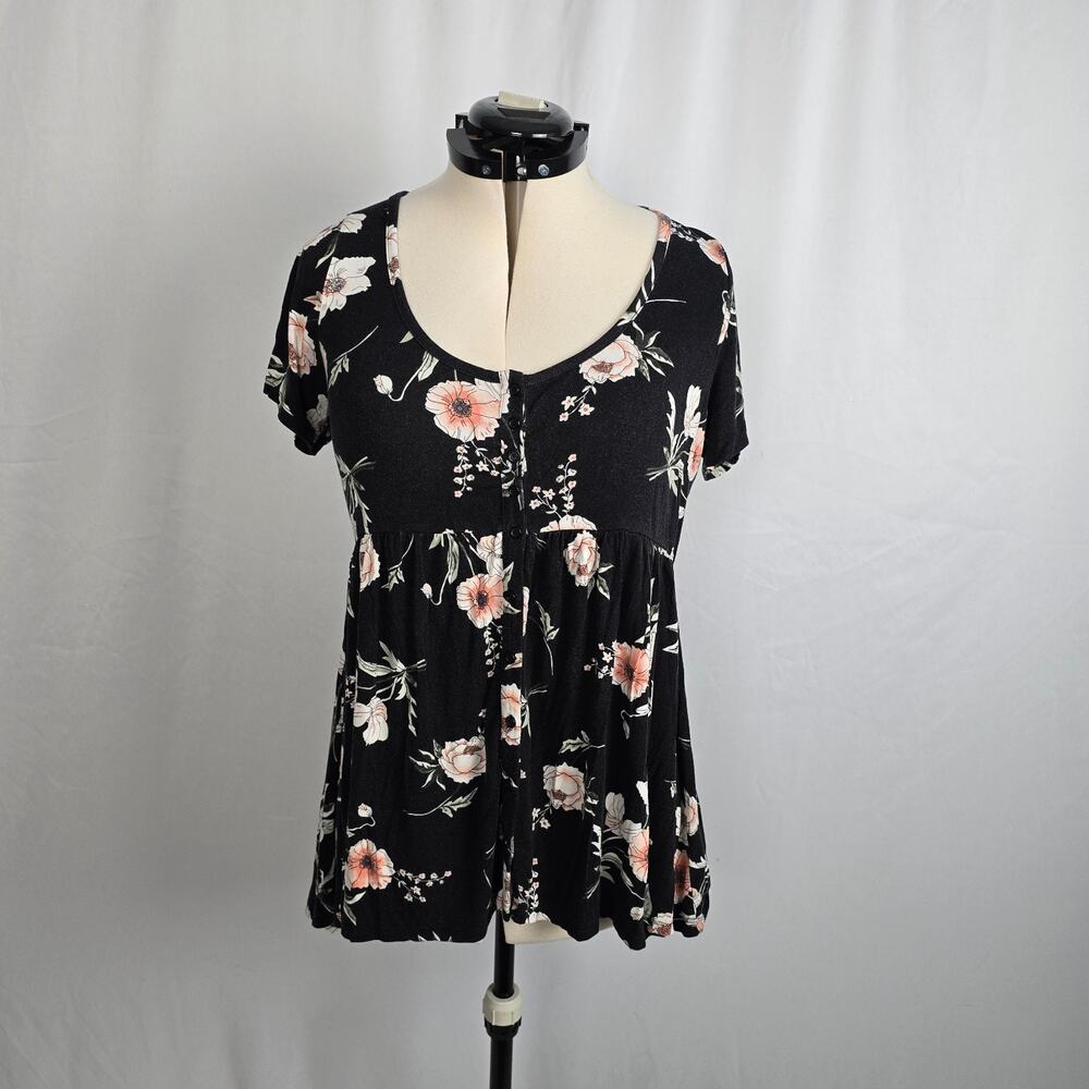 Torrid Super Soft Knits Button Down Blouse Women's 00 Black Floral Short Sleeve